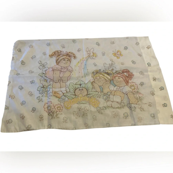 1983 Standard Pillowcase Cabbage Patch Kids Dolls Bunny Flower Butterfly Vintage - Picture 1 of 5